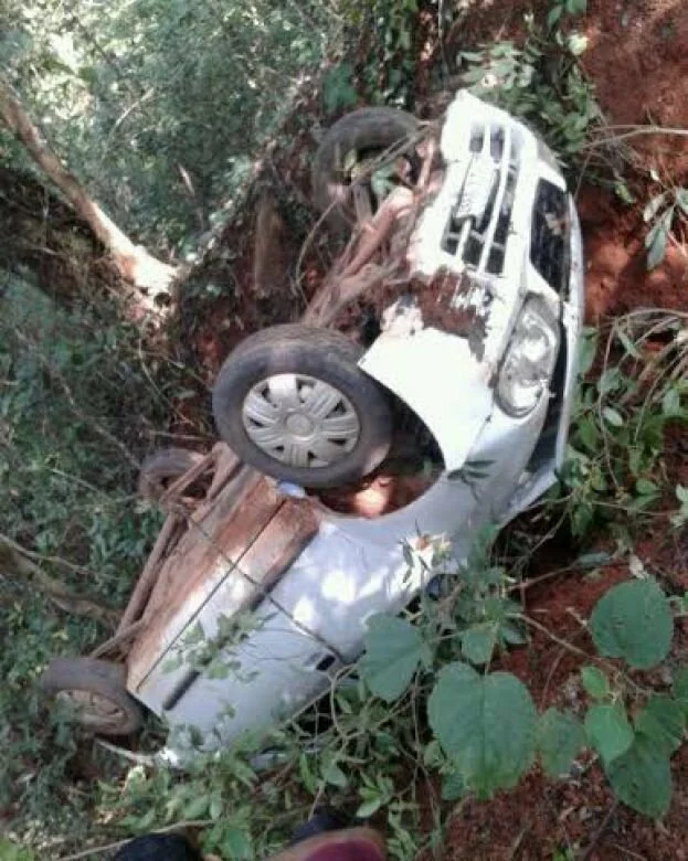 Car plunges into trench: Three injured